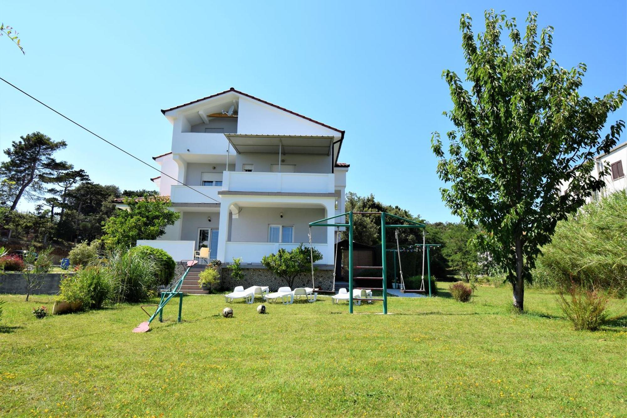 Frane & Ivanka Gabric 公寓 *